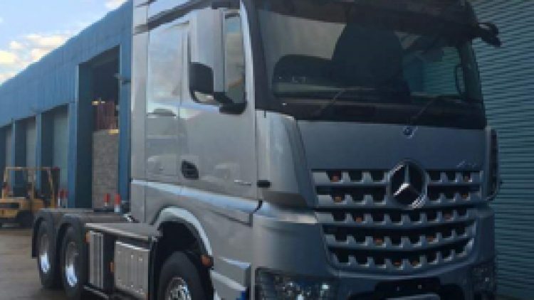 Mercedes (Big Space) 510 (6×4) Tractor Unit